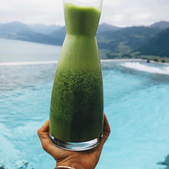 Meet your Posher, Dara - Picture 1 of 1